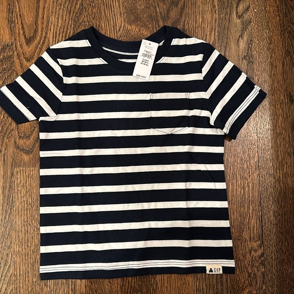 4 3T Gap Boys T-Shirts NWT - Picture 5 of 5